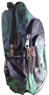 Mochila Wilson (3 cierres y 2 bolsillos laterales)